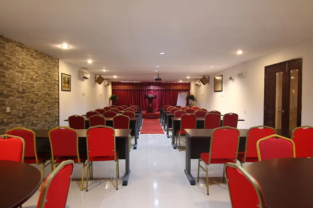 Ag Hotel Penang Gelugor 3*,
